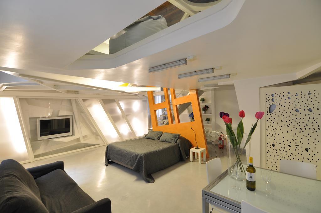 Apartment Space *