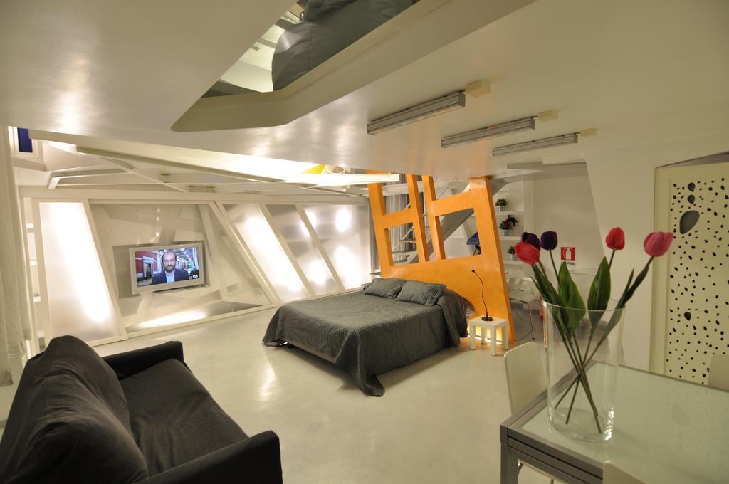 Apartment Space *